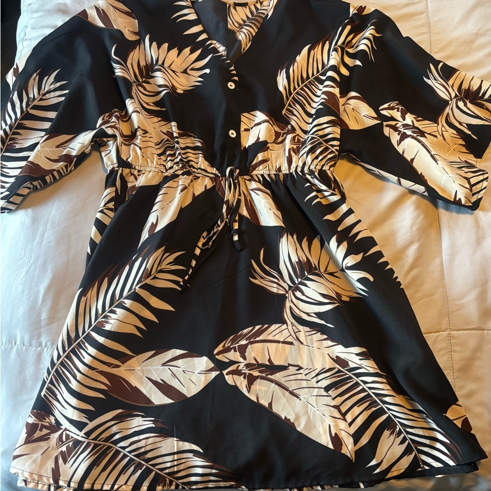 SHEIN Black and Cream Leaf Pattern Dress